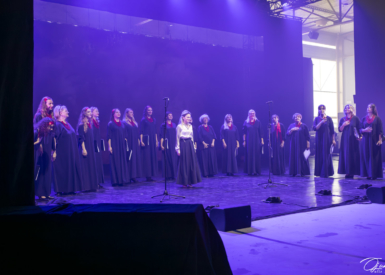 Natacha Kudritskaya et le choeur Music Chain