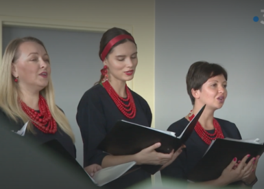France 3 Régions - Festival 1001 Notes : 24 ukrainiennes se racontent en chanson